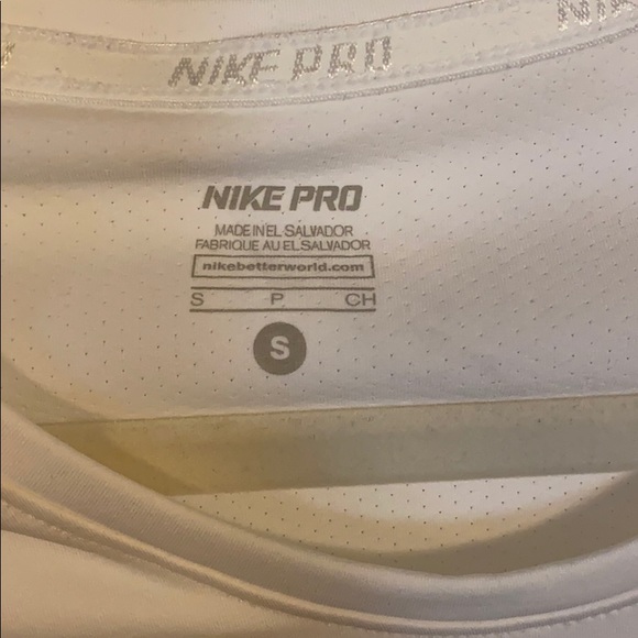 Nike Pro Sports Top - Picture 2 of 2